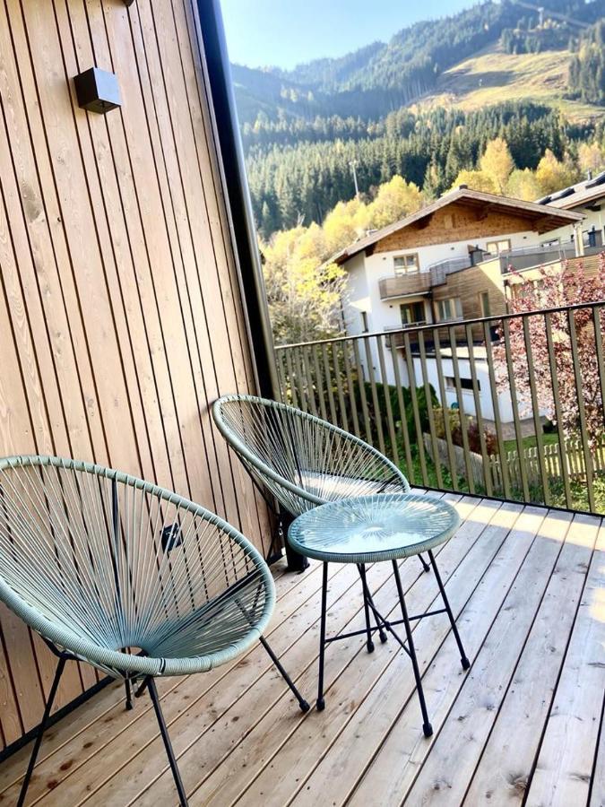 Bergzeit Appartements Saalbach-Hinterglemm Exteriör bild